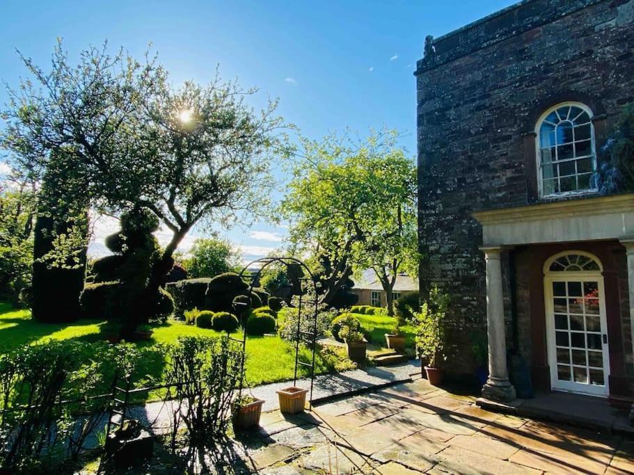 Unique Country Estate Nr Mountains & Beach Silloth Exterior photo